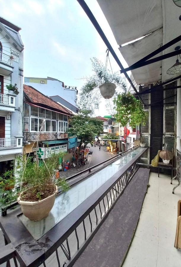 Amelie Homestay Ханой Екстериор снимка